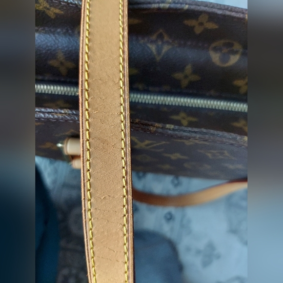 Louis Vuitton Monogram Luco Tote - Picture 14 of 16